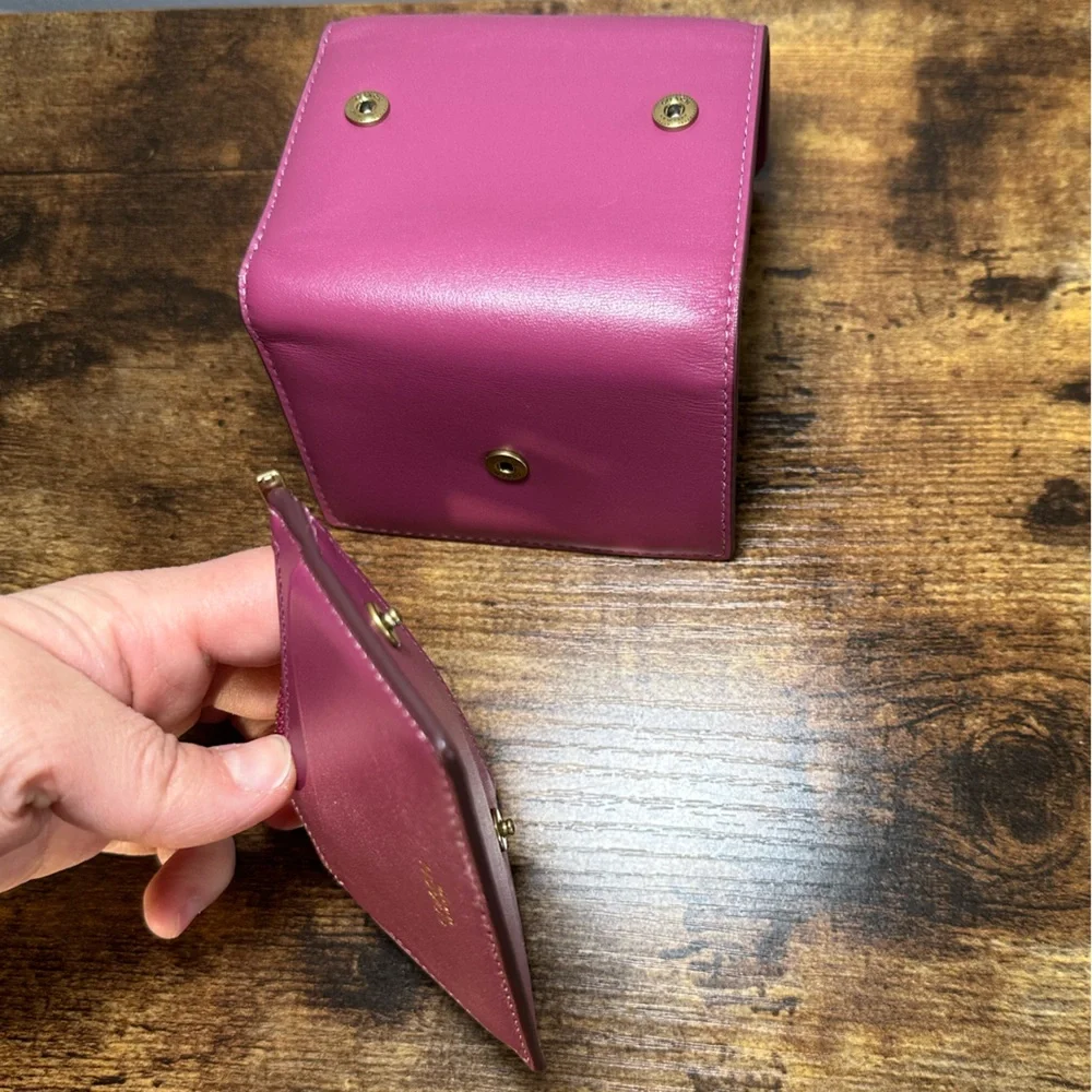 Coach Essential Card Holder Wallet - Picture 13 of 15